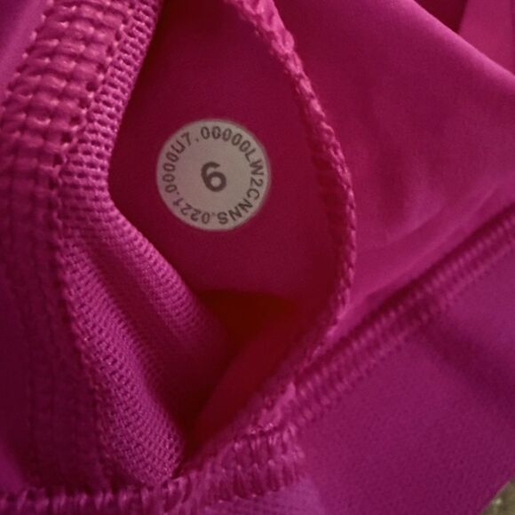 Lululemon Stash It Up. Sports bra brightened raspberry NWOT 6 - Picture 8 of 8
